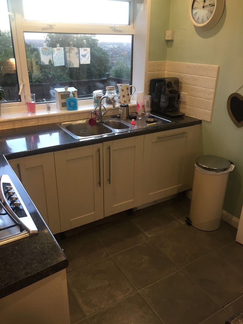 Ashley Rookes Painter And Decorator — Photos 10